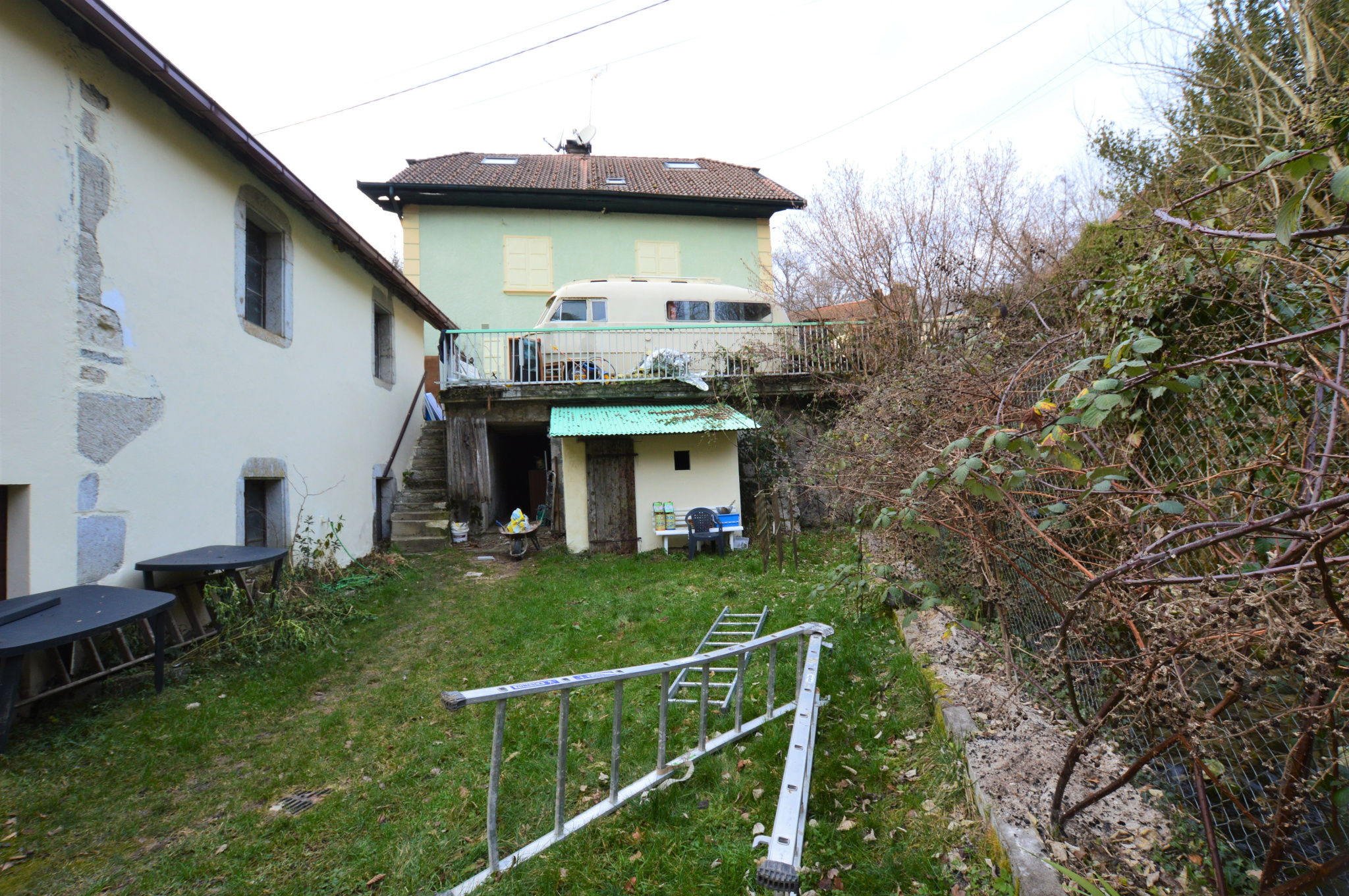 Photo 3